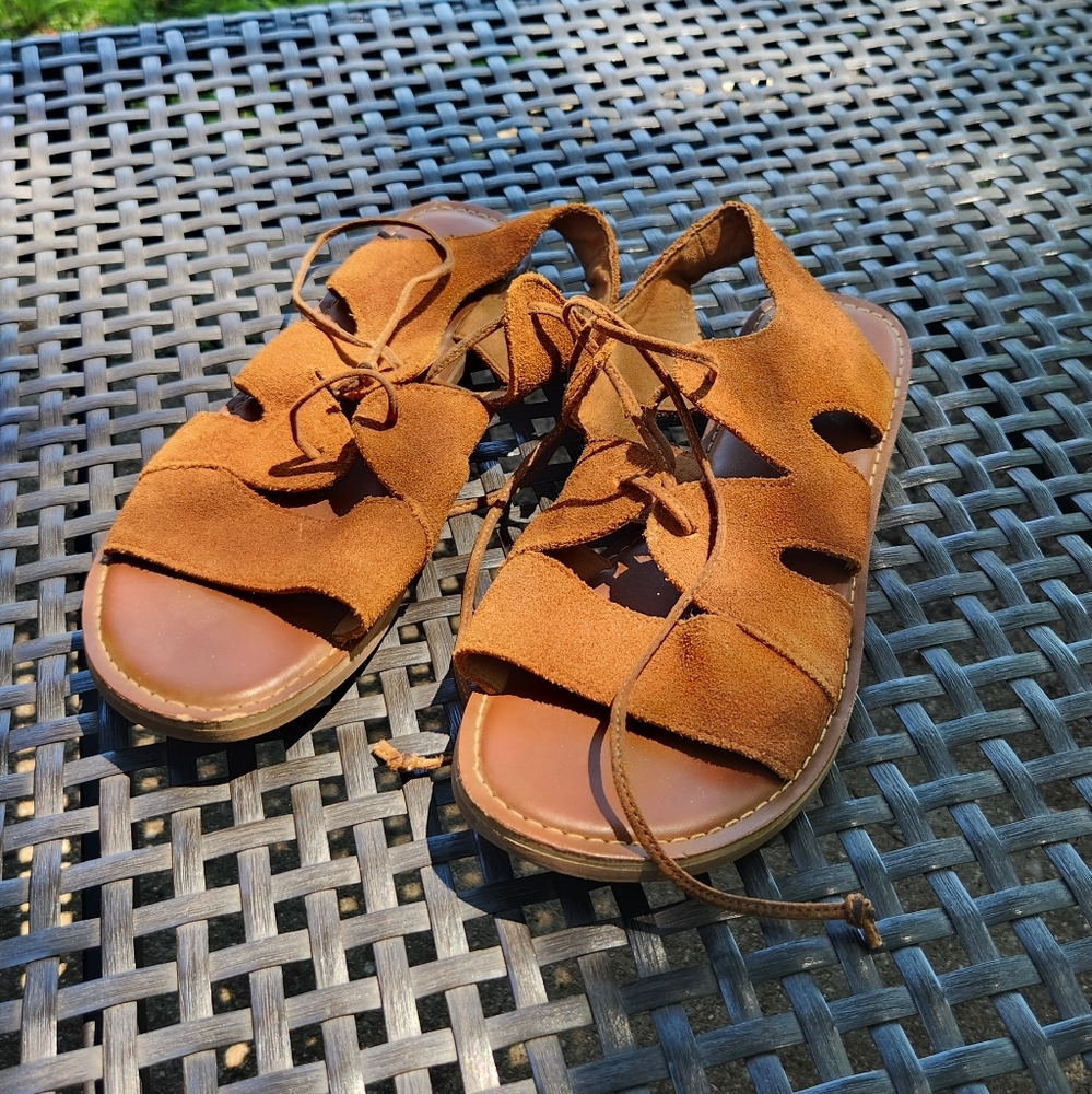 Brown Leather Sandals with Adjustable Straps